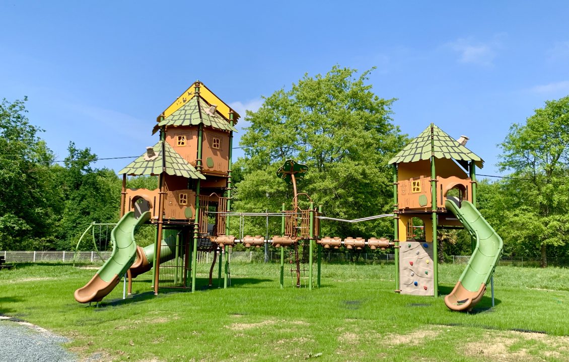 Aire de jeux pour les enfants séjour Pays Basque Camping Le Ruisseau